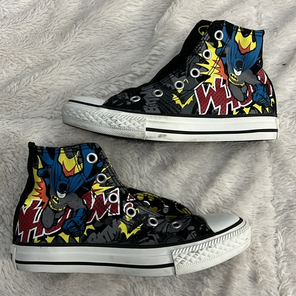 Limited Edition Batman Converse (12) - Picture 3 of 6